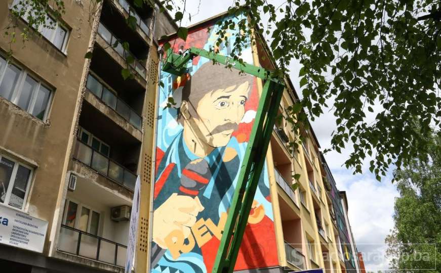 Da sam ja netko...: Sarajevski mural u čast Pjevaču skoro završen!