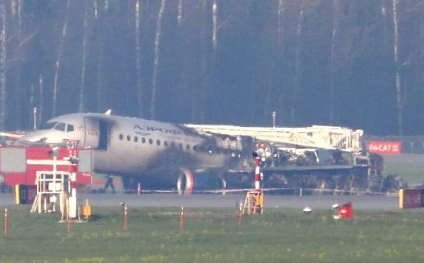 Novi detalji tragedije: Avion se prvo odbio od tla pa onda zapalio