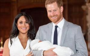 Detalj s fotografije sina Meghan Markle i princa Harrya izazvao pomutnju