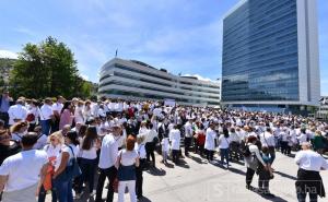 Protesti ljekara iz FBiH u Sarajevu: Doktori i stomatolozi ne žele biti taoci politike