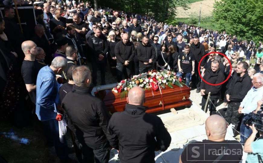 Jezivo: Gajić ubicama otkrio sve, a pogledajte ga na Krunićevoj sahrani