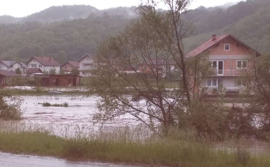 Obilne padavine izazvale velike probleme na području općine Maglaj