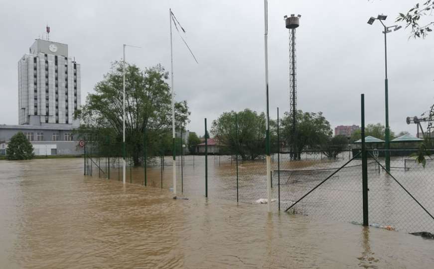 U Prijedoru poplavljeno 200 kuća, Sana se izlila na više mjesta