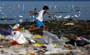 Svakih 30 sekundi premine jedna osoba zbog plastičnog otpada