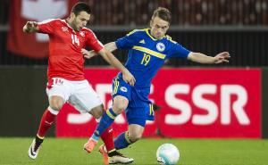 Turci javljaju, gotovo je, Višća postaje član velikana