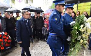 Komšić položio cvijeće u znak sjećanja na stradale u toku "Pofalićke bitke"