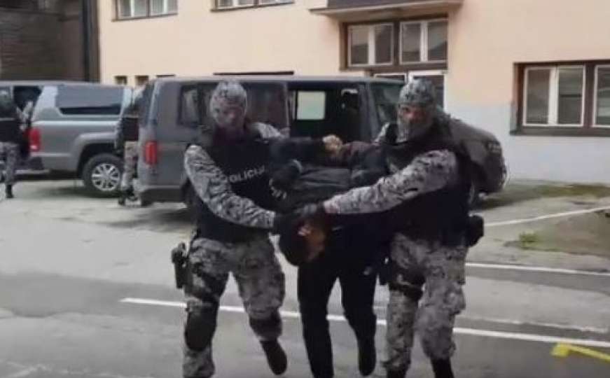 Velika policijska akcija u Tuzli: Zbog heroina uhapšeno 13 osoba