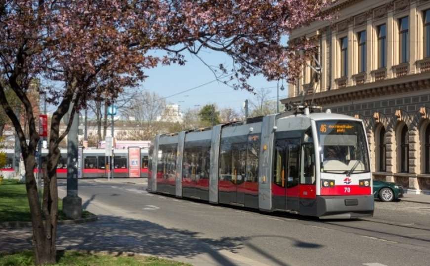 Bečke autoškole uče u tramvajima
