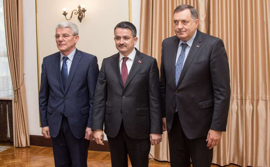 Jačanje odnosa sa Turskom: Dodik i Džaferović uputili poziv Erdoganu da posjeti BiH