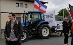 Bleiburg pun policije: Demonstranti uzvikuju "ustaše i četnici, zajedno ste bježali"