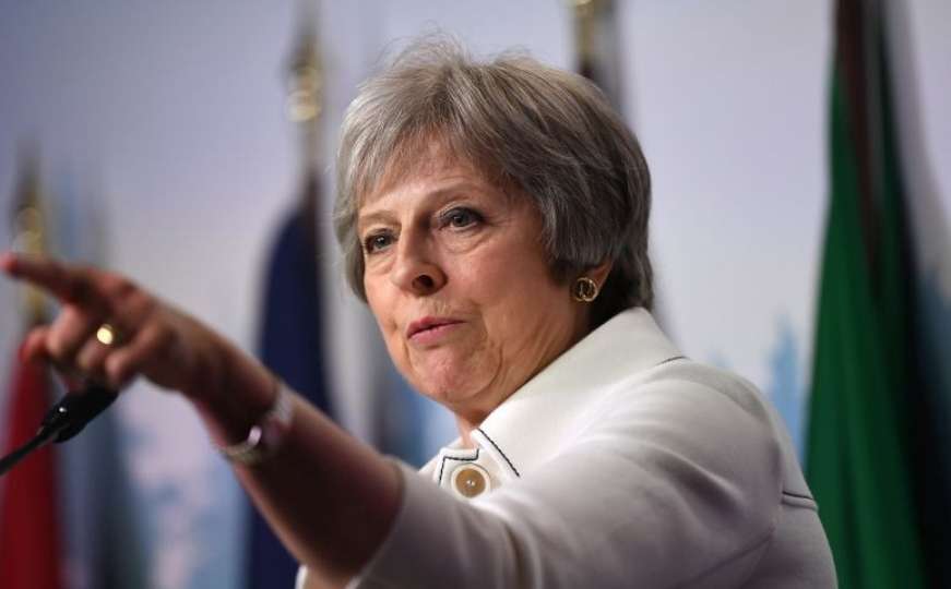 Theresa May podnijela ostavku na mjesto premijerke Velike Britanije 