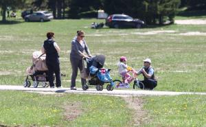 Brojne Sarajlije uživale na čistom planinskom zraku