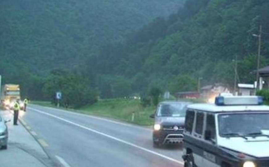 Saobraćajna nesreća u Banovićima, tri osobe povrijeđene