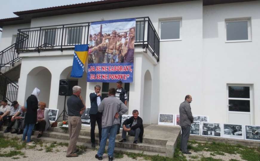 Obilježena godišnjica formiranja logora Trnopolje: Ratne strahote se ne zaboravljaju