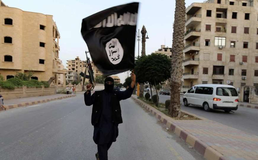 Trojica Francuza osuđena na smrt zbog članstva u ISIL-u 