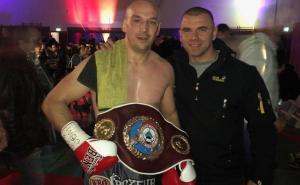 Iron Puki nokautirao Mađara u prvoj rundi, morala intervenisati i Hitna