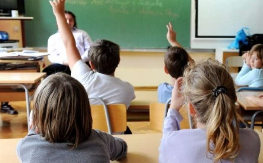 Bijelo Polje: Roditelji će djecu ispisati iz škole jer ne mogu učiti njemački