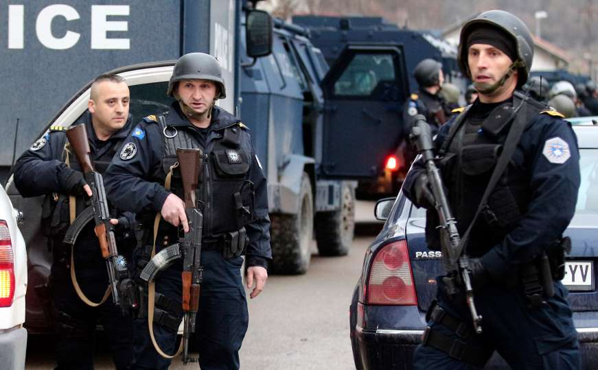 Ranjen policajac tokom akcije privođenja na sjeveru Kosova, oglasio se Haradinaj