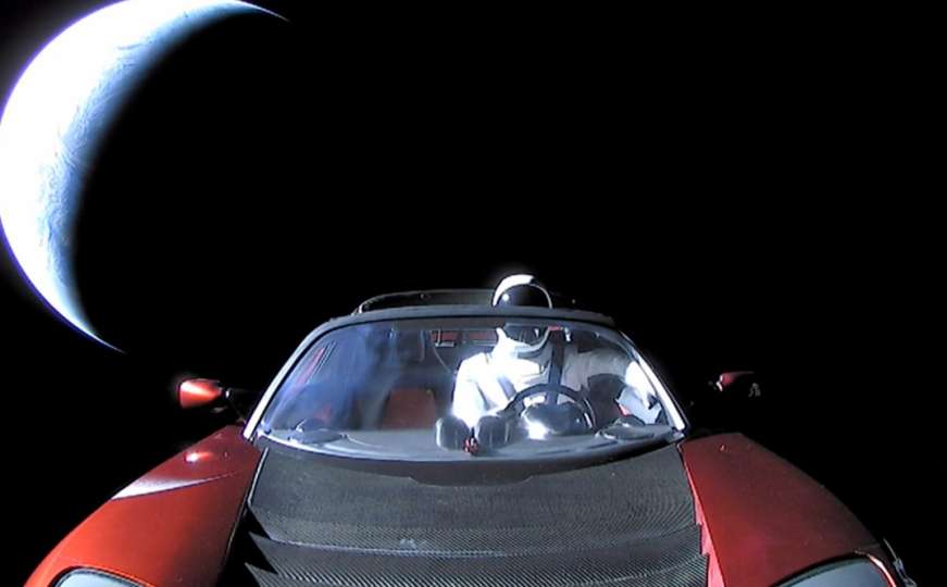 Gdje se trenutno nalazi kabriolet koji je 'Tesla' lansirao u svemir?