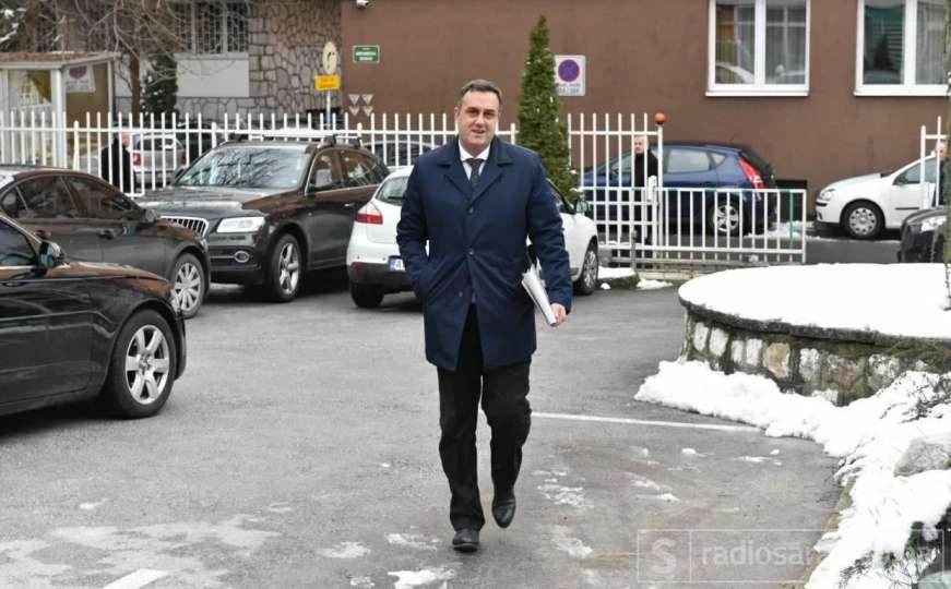 SDA se oglasila povodom skandala u Ferhadiji, za sve optužila Konakovića i Fortu