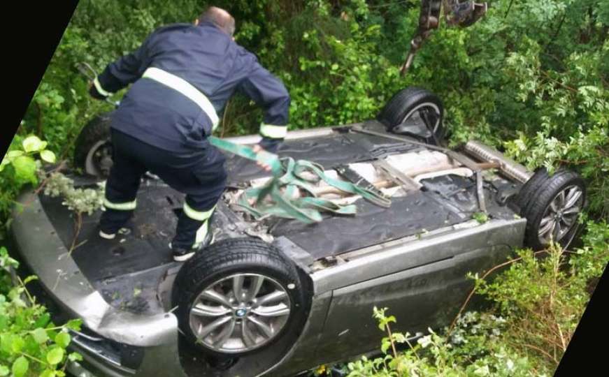Bar: Amir Muslić potvrdio da su spasioci izvukli vozača iz prevrnutog BMW-a "dvojke"