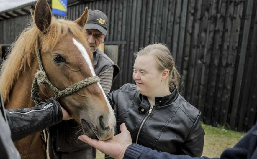 Hipoterapija s konjima za mališane s poteškoćama u razvoju najveća radost