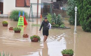 Poplave u Srbiji: Proglašena vanredna situacija u 12 općina i gradova