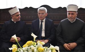 Džaferović čestitao Bajram: Treba biti korektan, pošten
