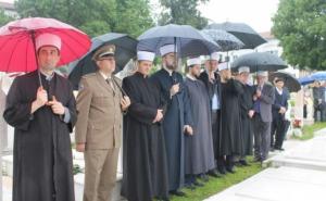 U Mostaru obilježen Dan šehida: Fatiha i cvijeće na šehitlucima