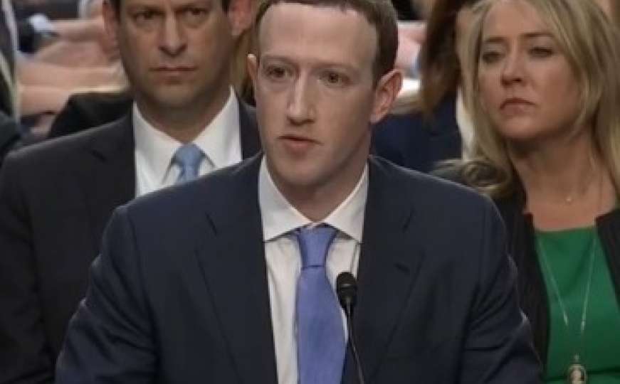 Dioničari Facebooka nezadovoljni: Glasali za smjenu Zuckerberga