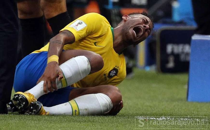 Neymar slikao povredu zgloba, ali svima je nešta drugo „zapelo za oko“