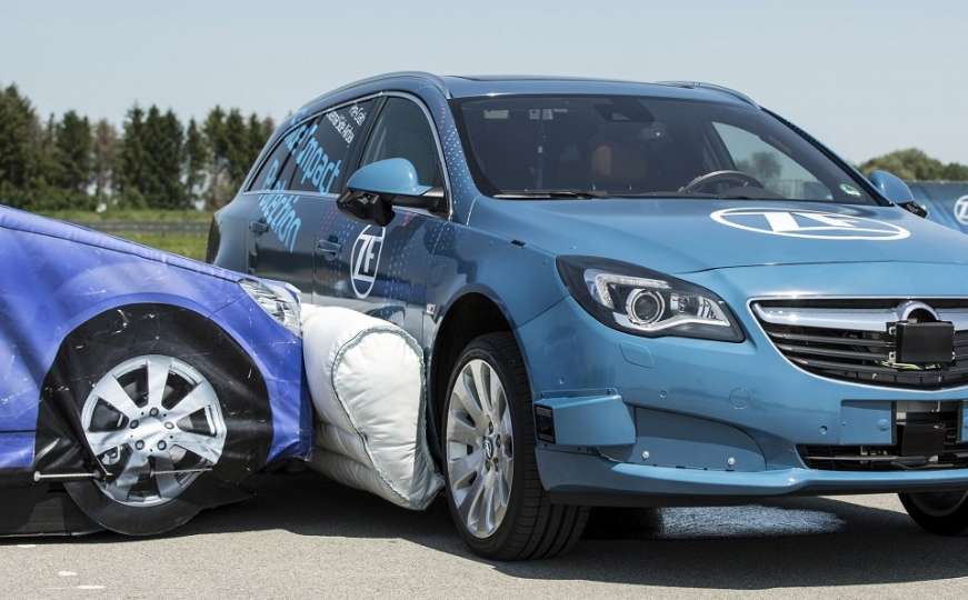 Najava automobilske revolucije: Prvi vanjski airbag kao zaštita pri bočnim sudarima