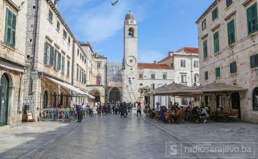 "Imaš 24 sata da napustiš Dubrovnik": Sezonca iz BiH dočekali s fantomkama