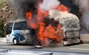 Drama na hrvatskom autoputu: U toku vožnje se zapalio autobus
