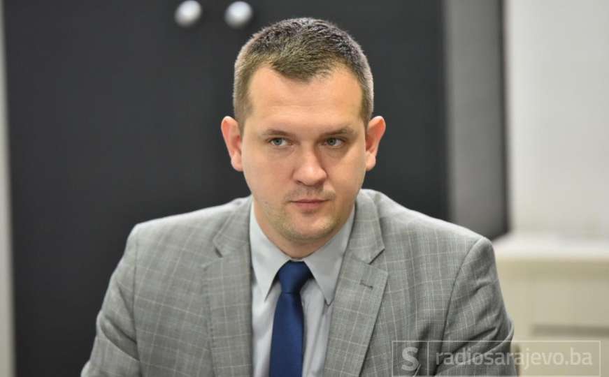 SDP: Pozivamo gradonačelnika Skaku da se uslika sa dozvolom za izgradnju Vidikovca