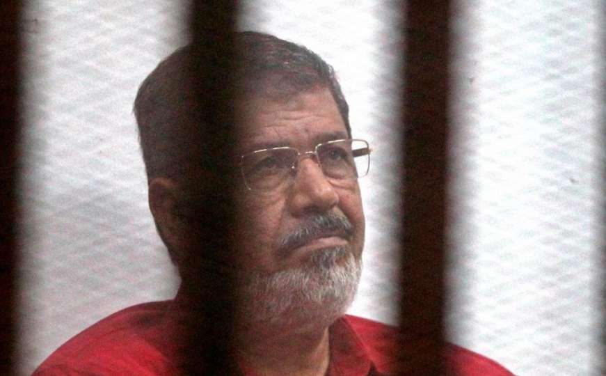 Svrgnuti egipatski predsjednik Mohamed Morsi umro u sudnici