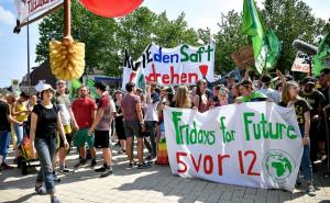 Njemačka: Hiljade ljudi na protestima protiv klimatskih promjena