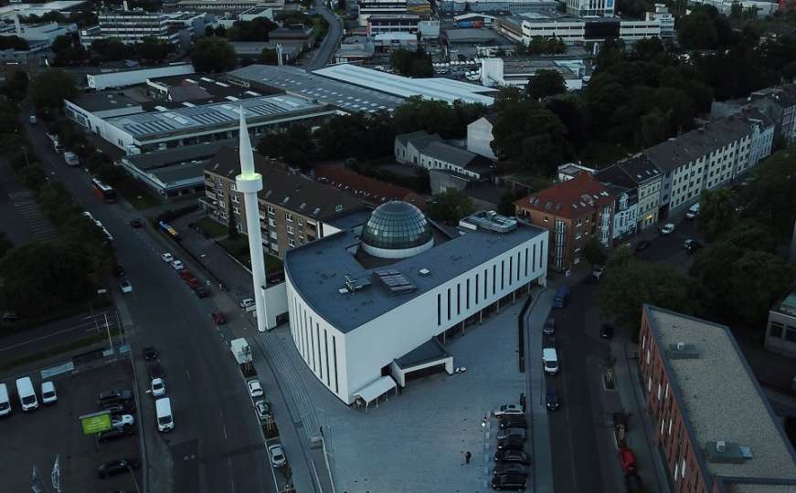 Podrška toleranciji i zajedništvu: Njemački grad dobio Džamijski trg