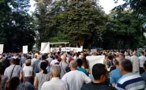 Draško Stanivuković na protestima: Ljudi nisu pavlake, pa da imaju rok trajanja