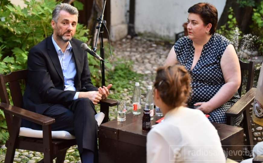 Premijer Kantona Sarajevo Edin Forto na kafi sa građanima