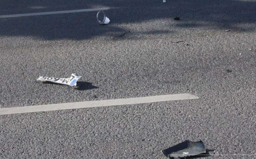 Crno jutro u Sarajevu: Nesreća u Drinskoj ulici, motociklista teško povrijeđen