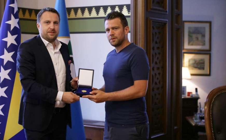 Sarajevski zlatnik: Miske dobio priznanje od gradonačelnika Sarajeva