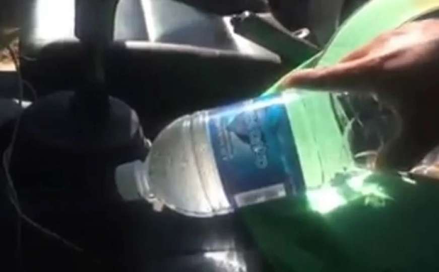 Vatrogasci upozorili: Kako obična flaša vode može izazvati požar u automobilu