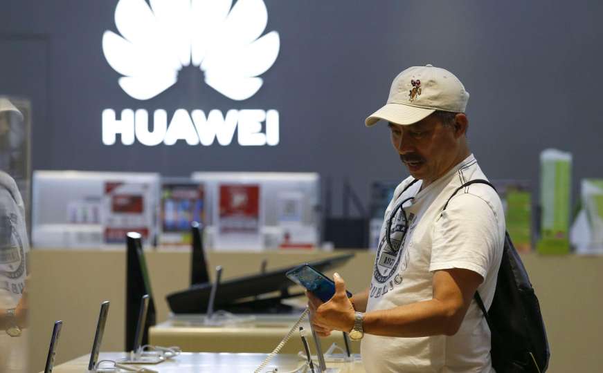 SAD nastavlja blokirati Huaweijevu 5G infrastrukturu 