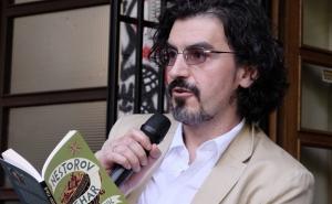 Asmir Kujović: Poezija je za mene put duhovnog pročišćenja 