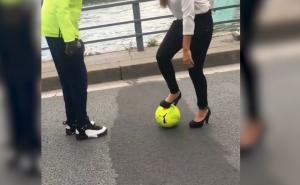 'ta će Messi i Džeko: Nogometna magija djevojke na štiklama ostavlja bez teksta