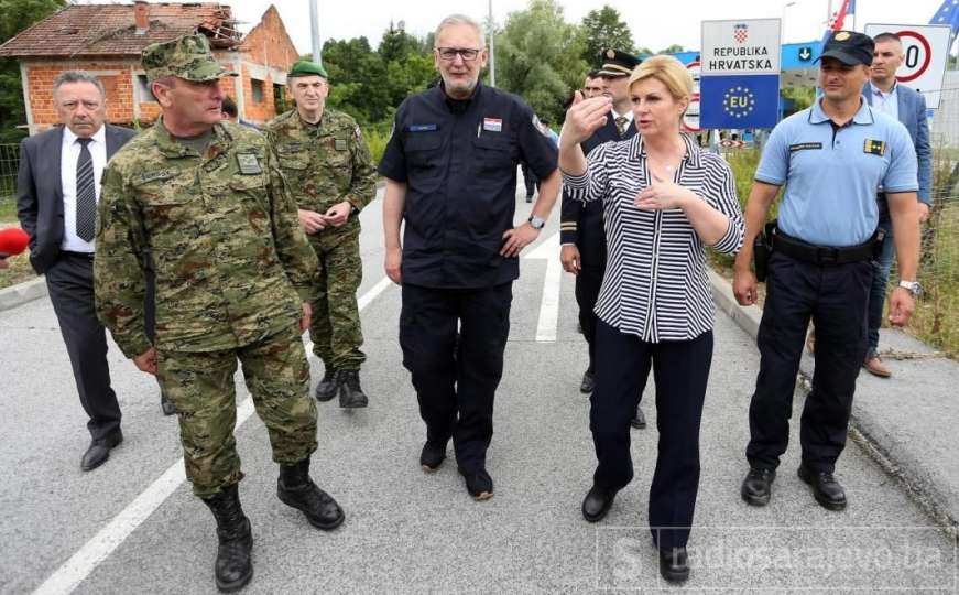 Hrvatska predsjednica objasnila odkud migrantima modrice i šokirala i voditelja