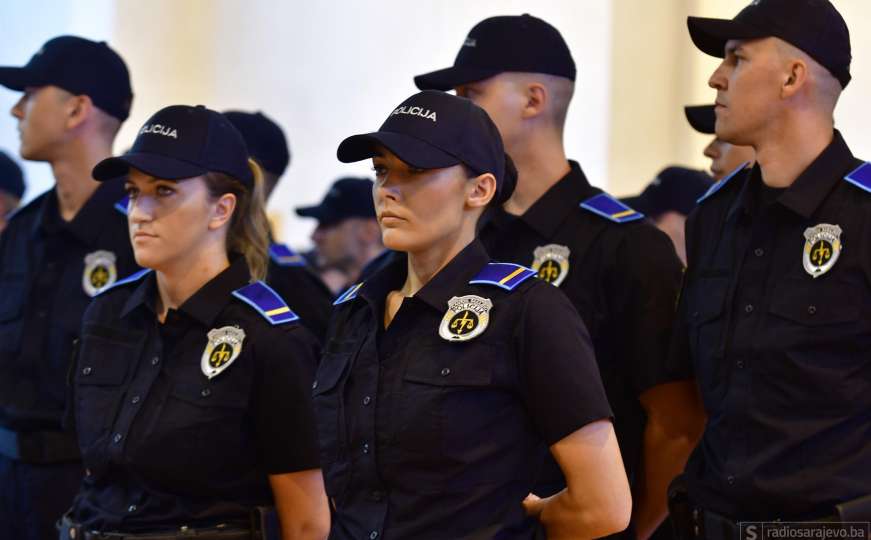 MUP KS bogatiji za 118 novih policajaca: Njihova zakletva je zavjet državi BiH 