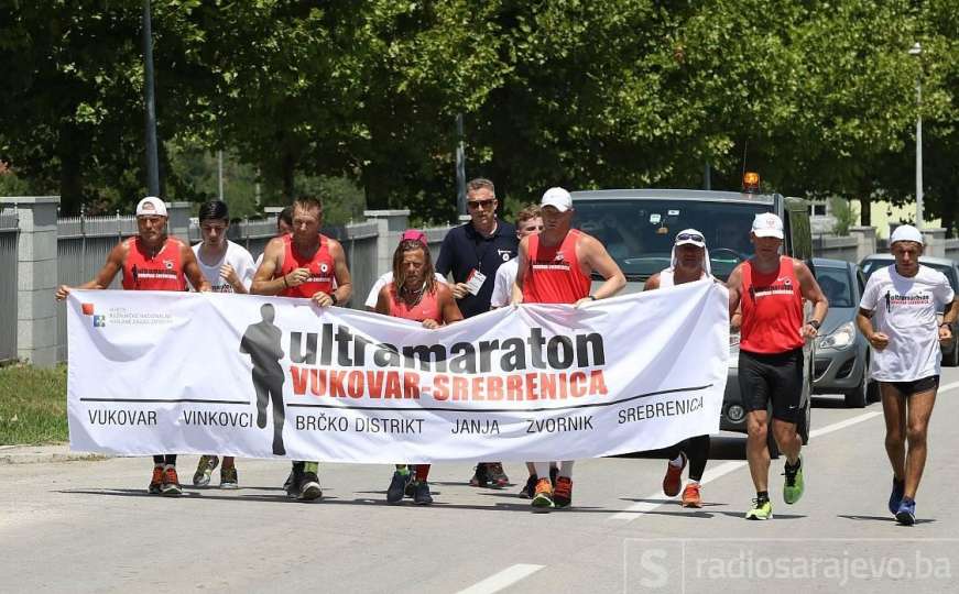 Ultramaratonci iz Vukovara krenuli ka Potočarima 