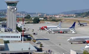 Zbog štrajka čistačica na splitskom aerodromu, šefovi čiste toalete